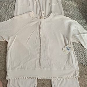 Altard State Brand New Sweat Set. Top XS Pants S